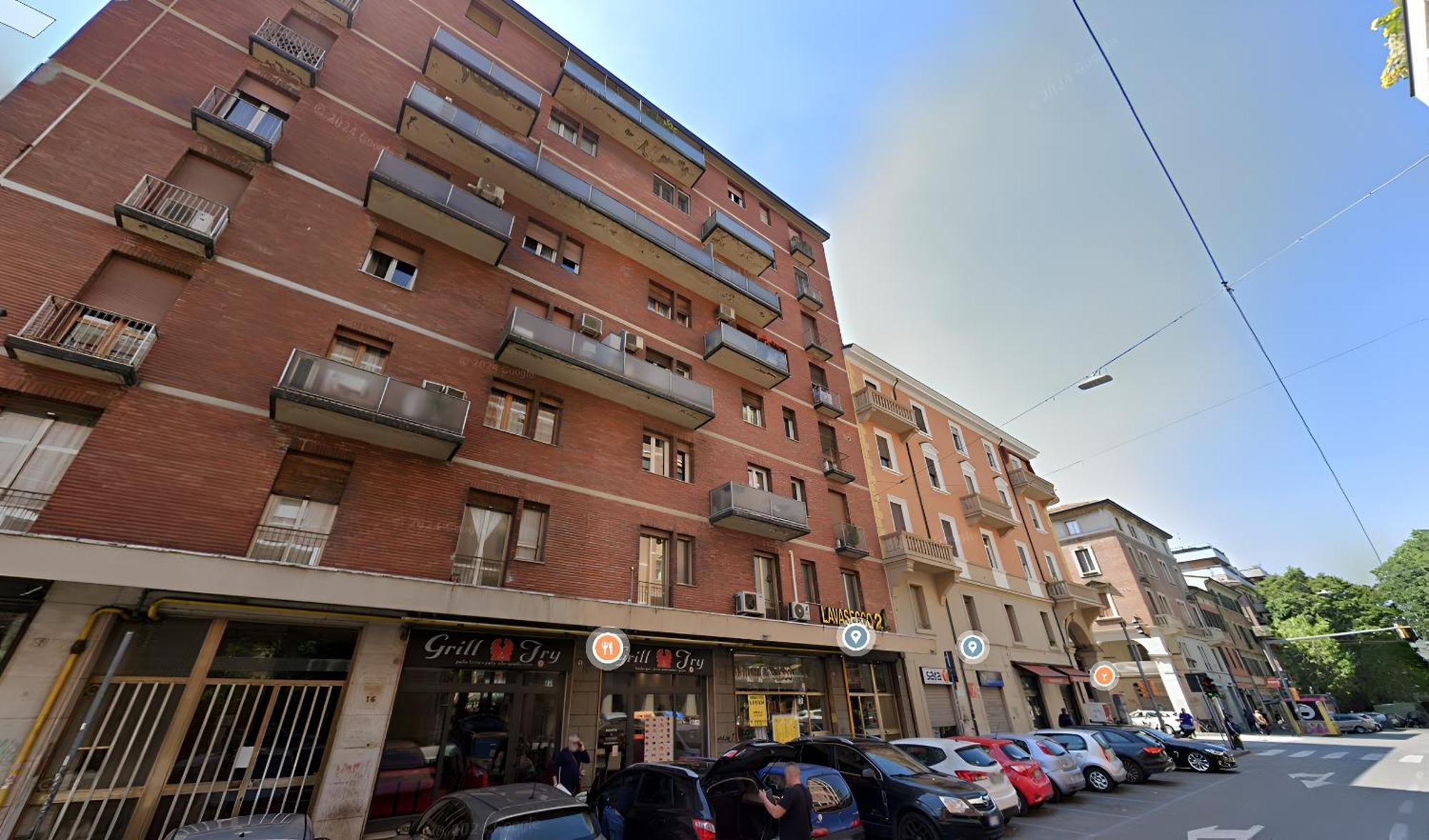 Excelsior Station Suite Bologna Bagian luar foto
